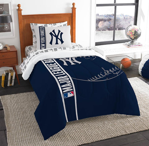 New York Yankees MLB Twin Comforter Bed in a Bag (Soft & Cozy) (64in x 86in)