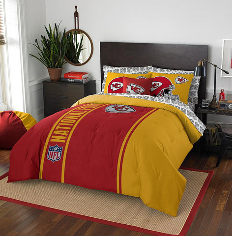 Kansas City Chiefs NFL Full Comforter Bed in a Bag (Soft & Cozy) (76in x 86in)