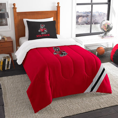 North Carolina State Wolfpack Ncaa Twin Comforter Set (soft & Cozy) (64" X 86")