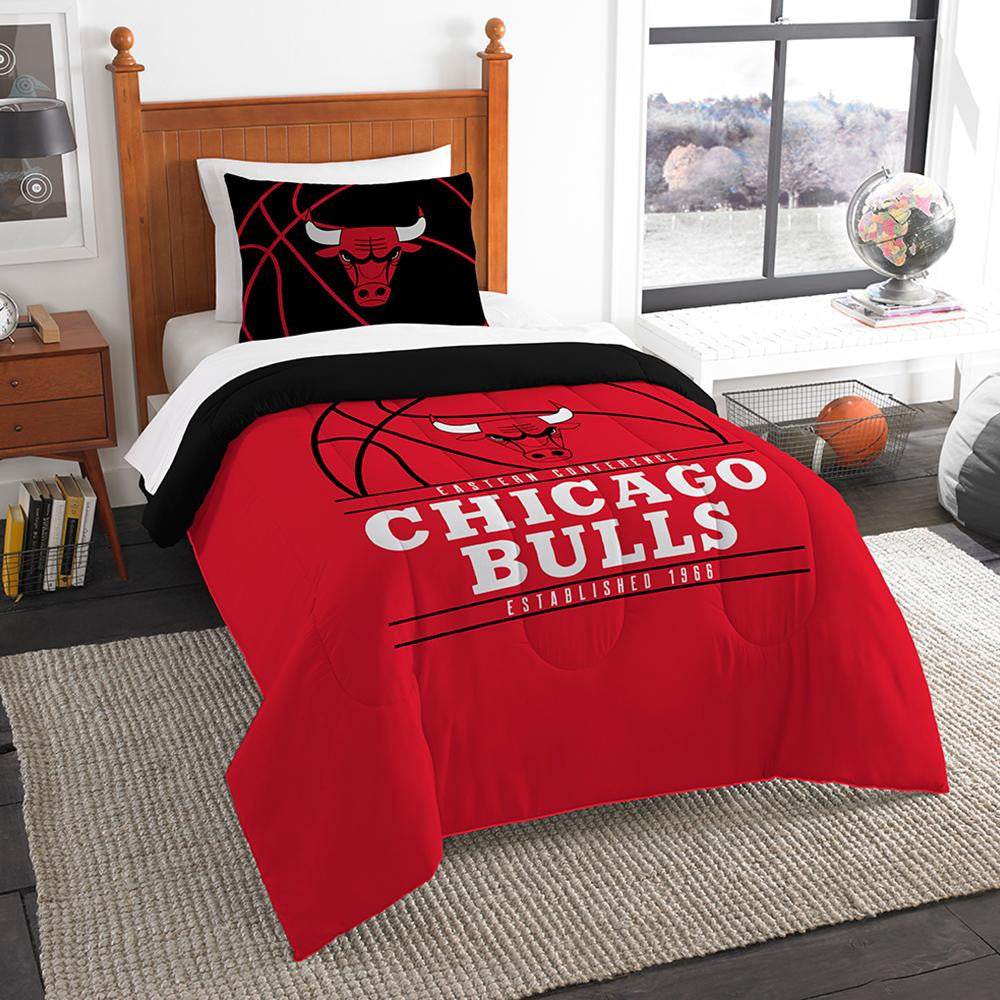 Chicago Bulls Nba Twin Comforter Set (reverse Slam Series) (64" X 86")